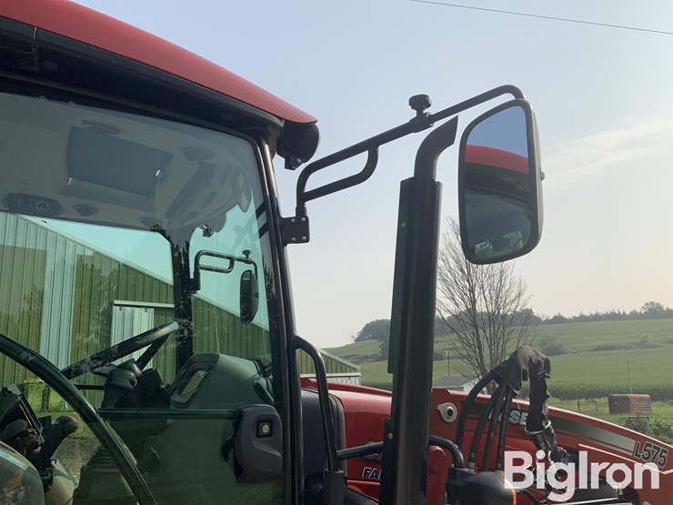 2023-case-ih-farmall-105a-image-12