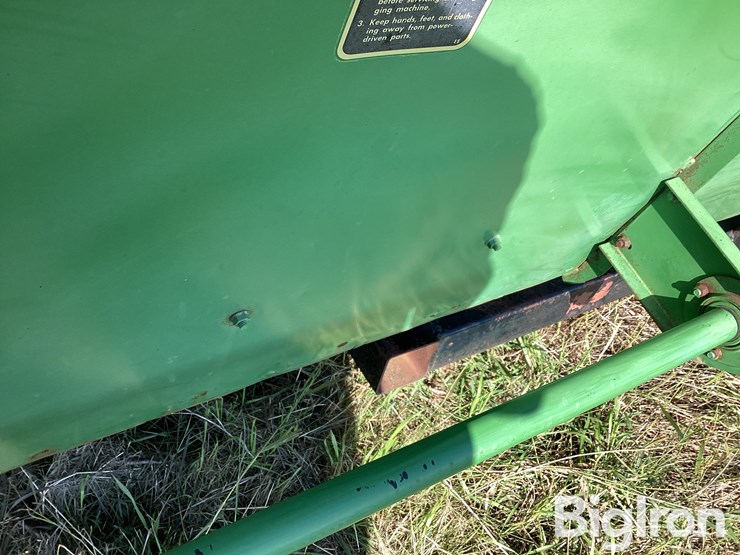 john-deere-224-image-12