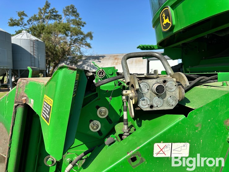2005-john-deere-9760-sts-image-12