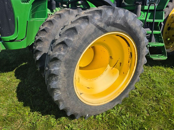 2004-john-deere-8320-image-28