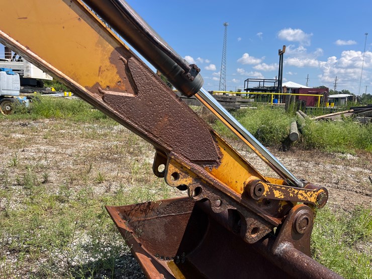 2008-caterpillar-324d-image-4