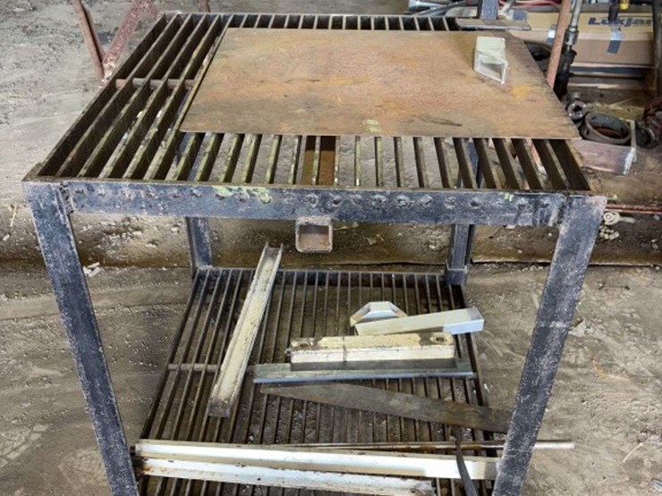 welding-table,-30”x30”x36”-tall,-on-wheels-image-2