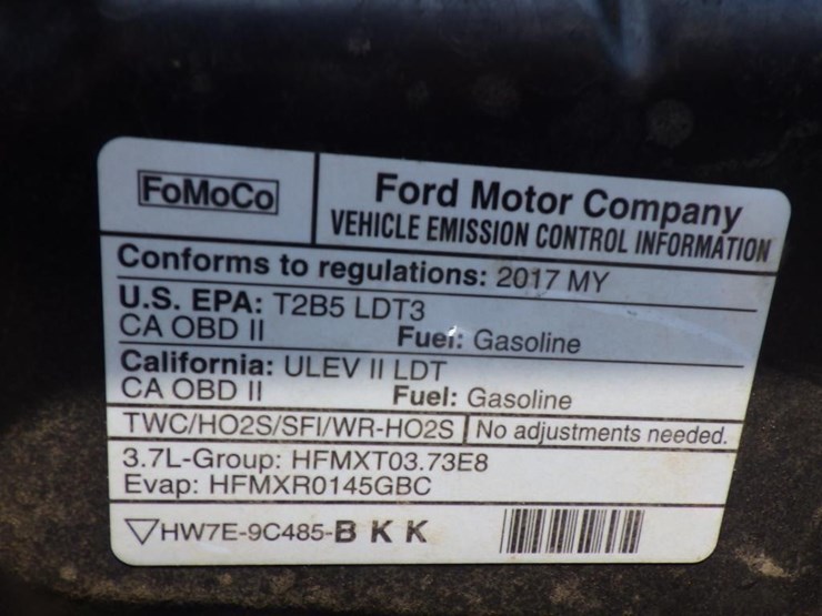 2017-ford-explorer-image-14
