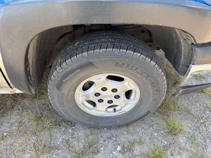 2003-chevrolet-1500-image-34