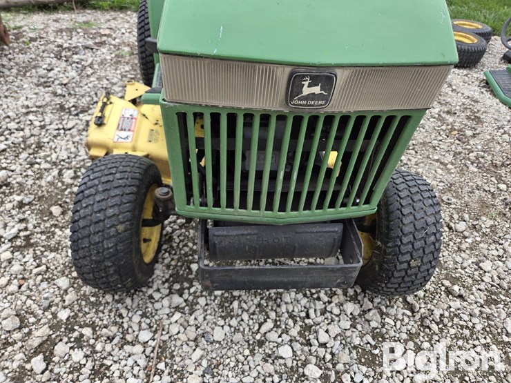 john-deere-265-image-10