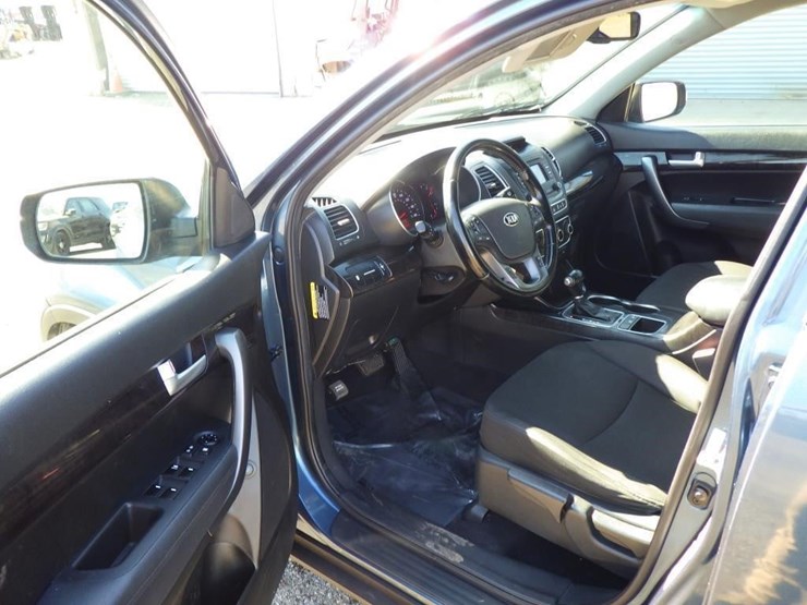 2014-kia-sorento-image-5