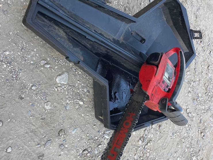 homelite-super-chain-saw-image-4