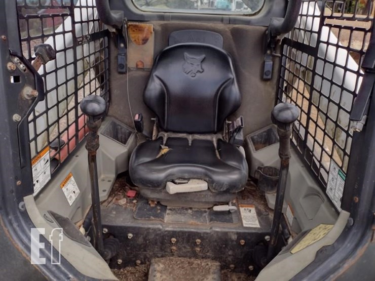 2012-bobcat-s650-image-11