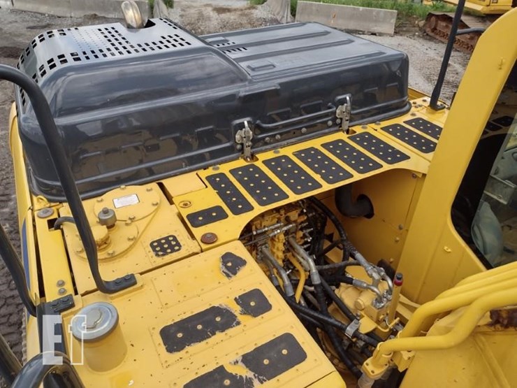 2018-komatsu-pc290-lc-11-image-47