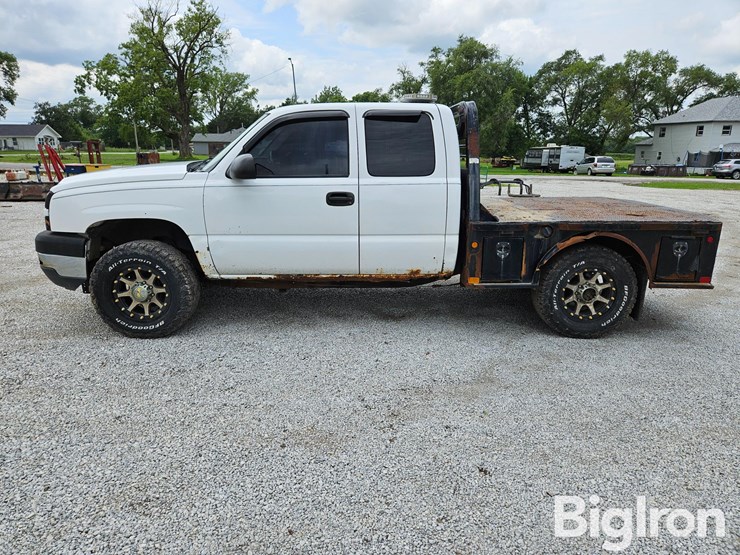2005-chevrolet-silverado-2500hd-image-8