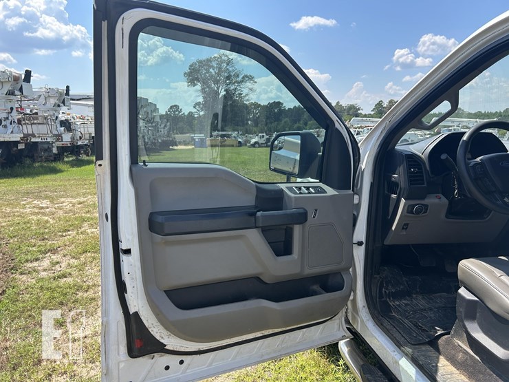 2019-ford-f150-image-12
