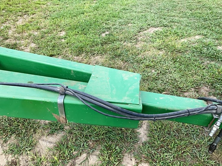 john-deere-200-image-6