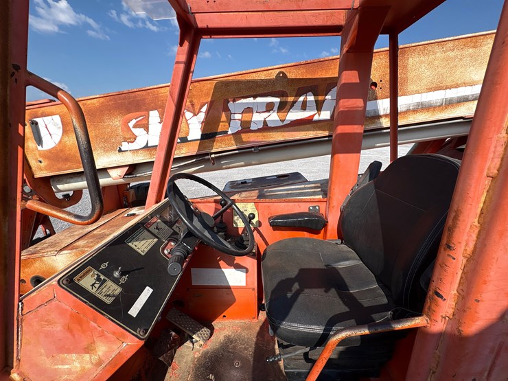 2002-sky-trak-8042-image-13