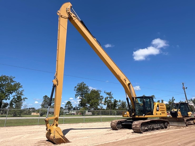 2019-caterpillar-330gc-image-7