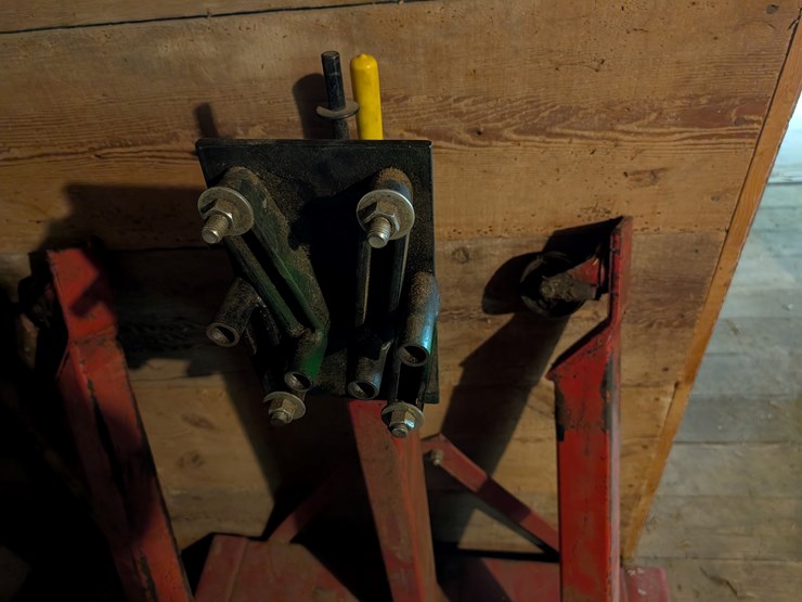 #3021-•-engine-stand-image-2