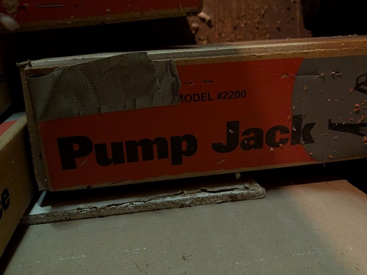 #3023-•-qual---craft-pump-jacks-image-4