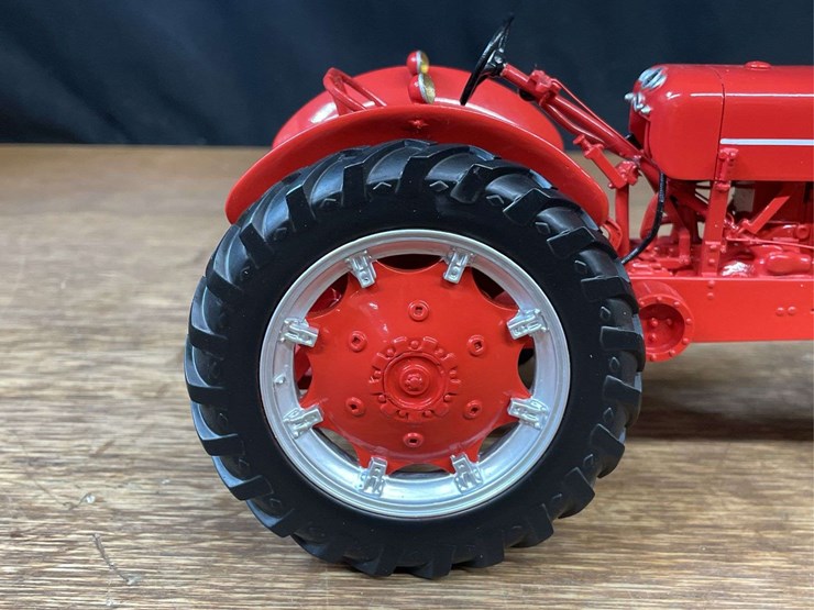 1/16-montgomery-ward-tractor-nib-sc-image-16