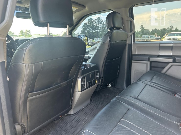 2019-ford-f150-image-29
