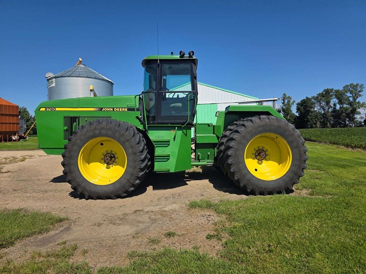 1989-john-deere-8760-image-32