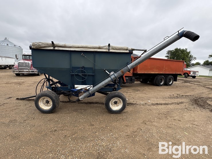 10’-gravity-wagon-image-8