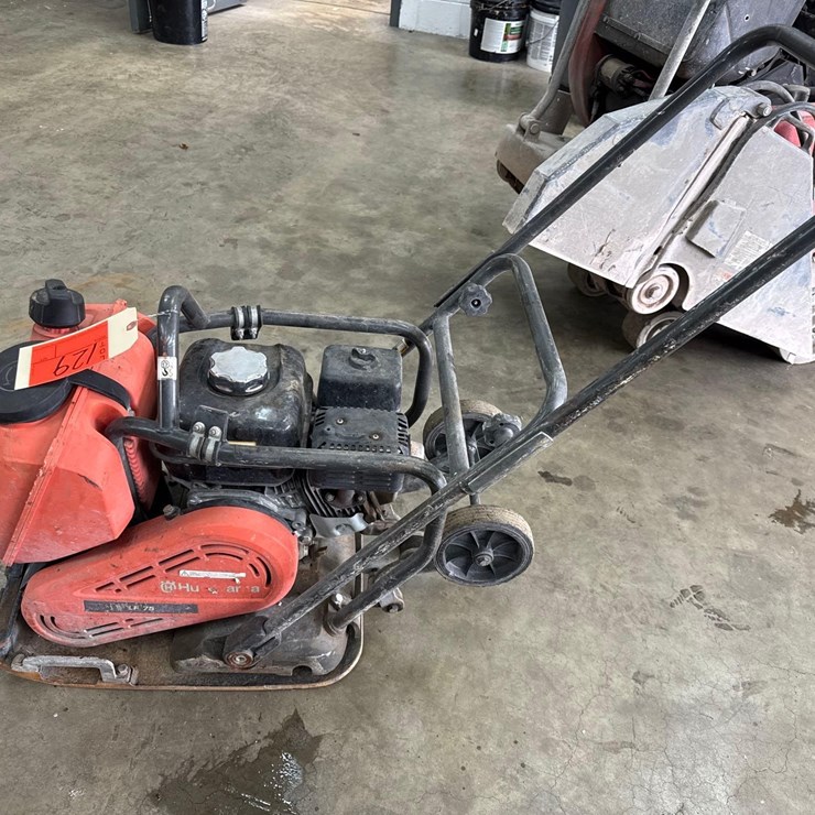 HUSQVARNA LF75 PLATE COMPACTOR, WATER TANK, WHEEL KIT SUPPORT EQUIPMENT