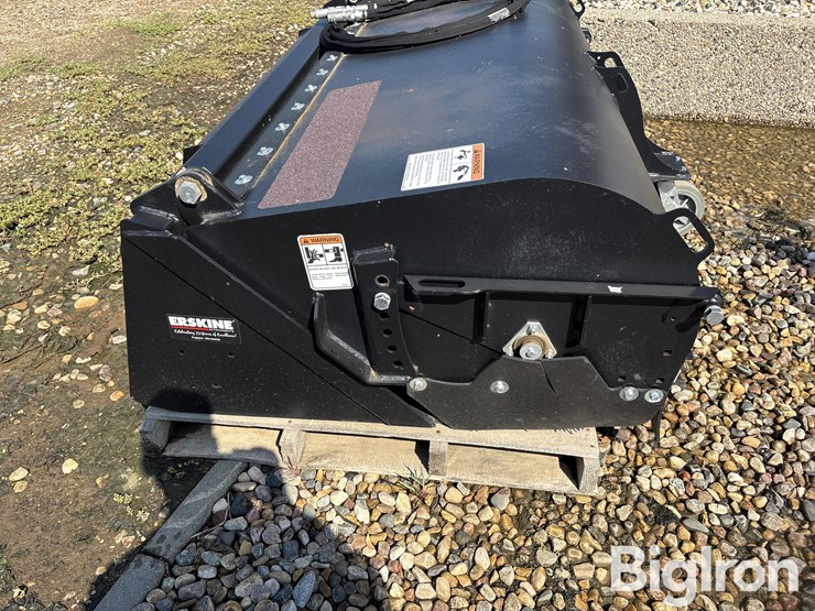 erskine-76"-skid-steer-sweeper-bucket-image-13
