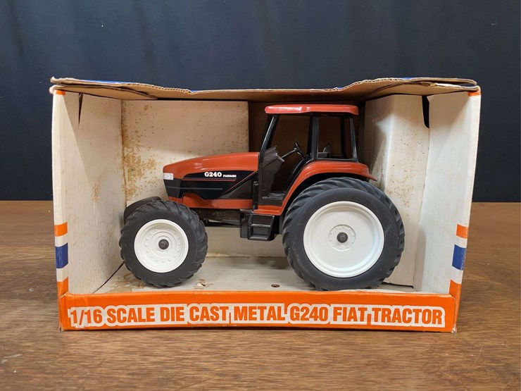 1/16-fiat-g240-nib-sc-image-2