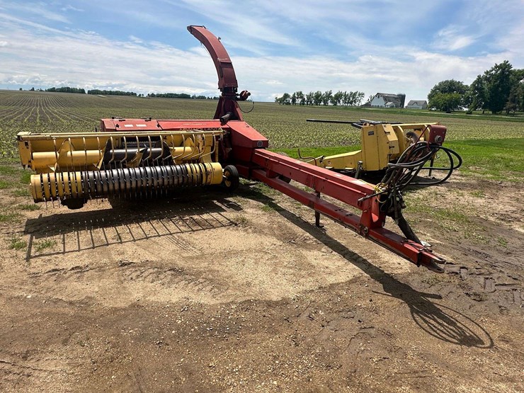 new-holland-900-image-6
