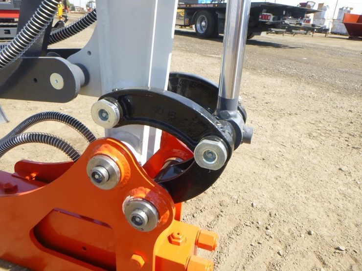 bttl-et15h-6-hydraulic-excavator-image-12
