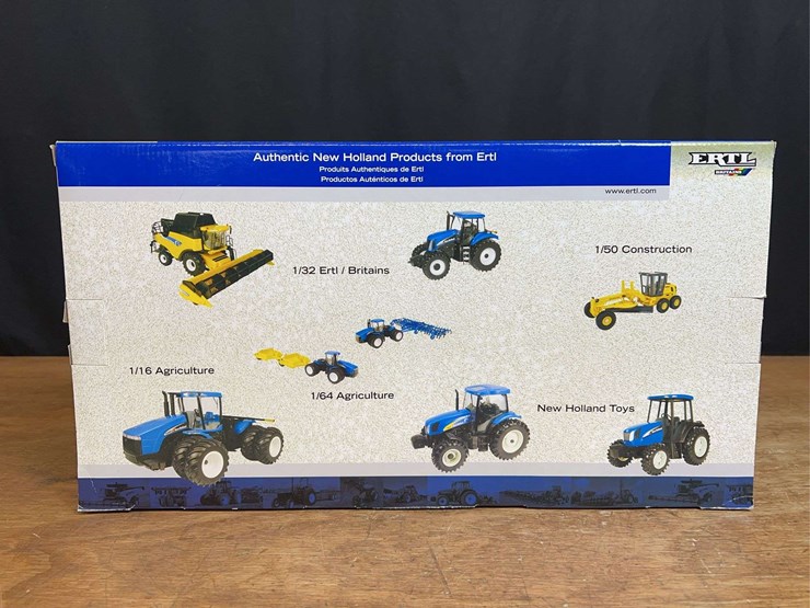 1/16-new-holland-t9060-dealer-edition-nib-ertl-image-3
