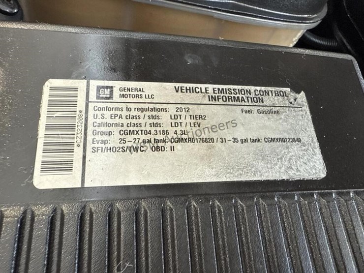 2012-chevrolet-silverado-1500-image-10