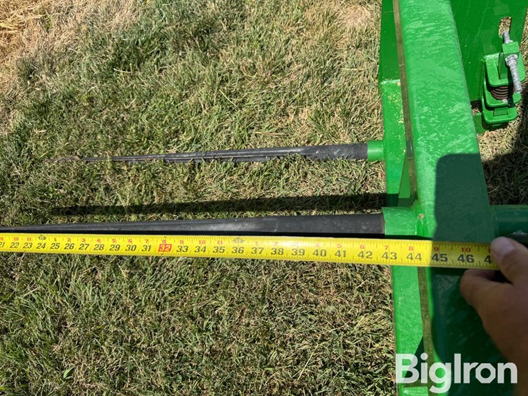 2021-john-deere-740-image-18
