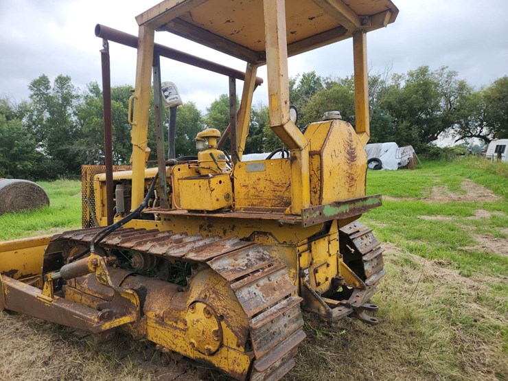 caterpillar-d4-image-6
