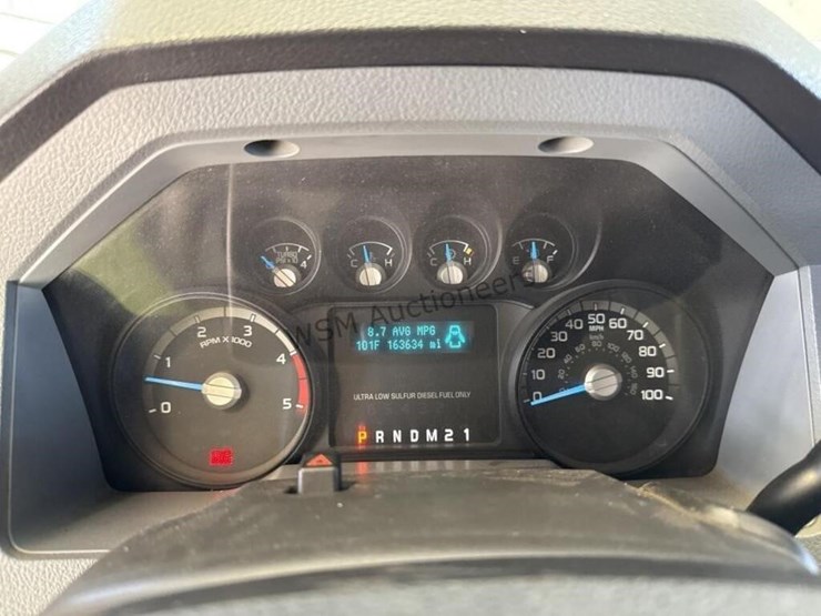 2012-ford-f550-image-19