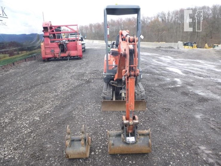 2016-kubota-u17-image-2