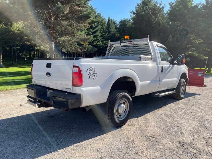 2016-ford-f250-xl-image-5