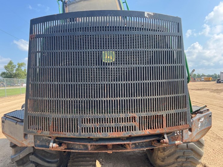 2010-deere-1110e-image-27