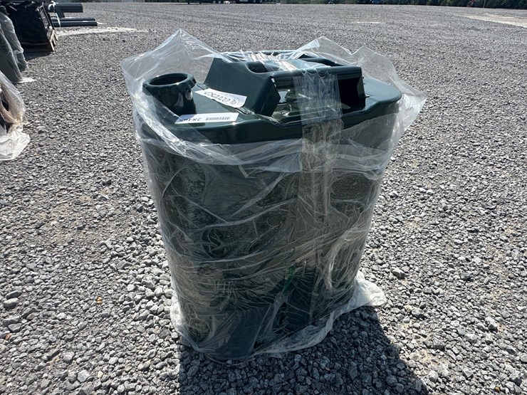 #28459-•-30l-metal-jerry-can-image-1