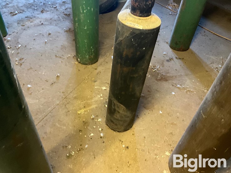 compressed-gas-cylinder-image-5