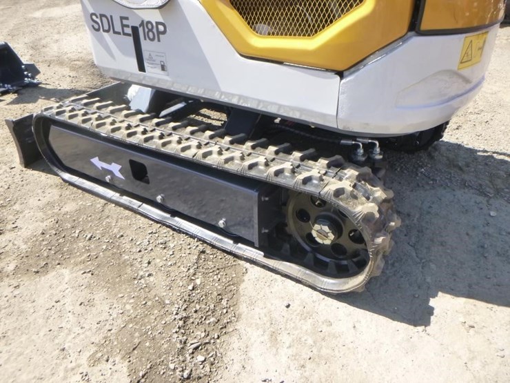 2025-sdlanch-sdl18p-hydraulic-excavator-image-28