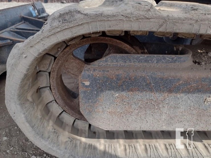 2022-deere-17g-image-31
