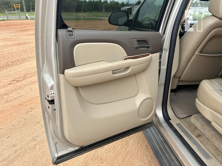 2007-gmc-yukon-image-14