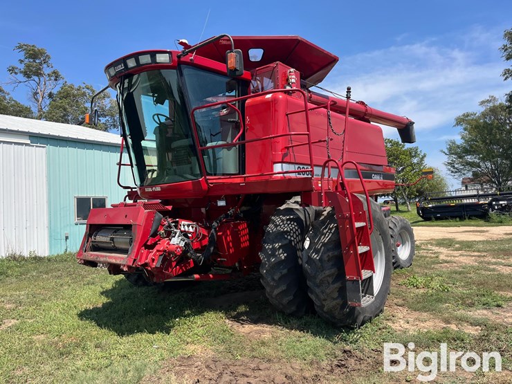 2006-case-ih-2388-image-1