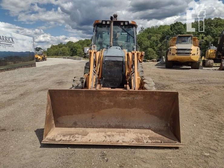 2012-case-580sn-wt-image-2