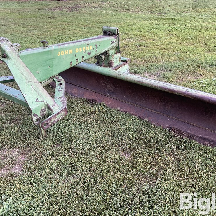 JOHN DEERE 115
