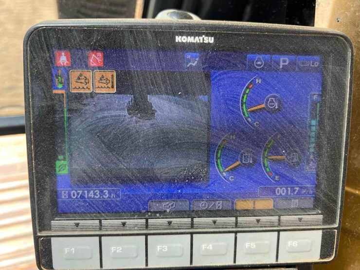 2018-komatsu-pc360-lc-11-image-40