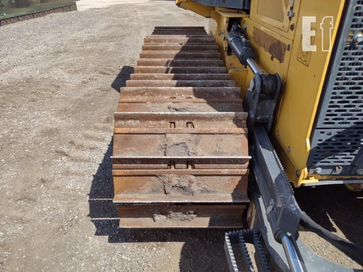 2022-deere-450k-image-38