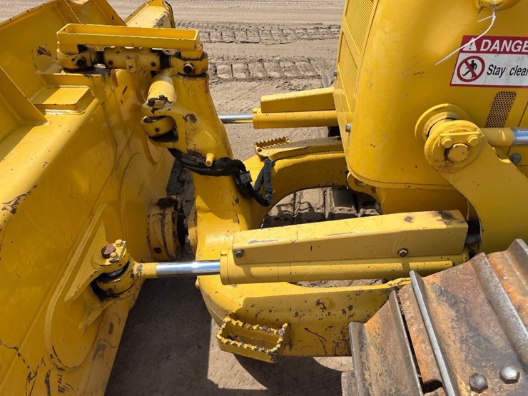 2021-komatsu-d39px-24-image-27