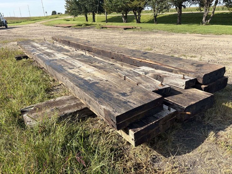 (5)-6”x21”x25.5’-creosote-bridge-planks-image-5