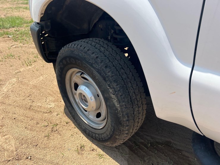 2016-ford-f250-xl-image-26
